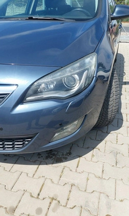 Opel Astra cena 23900 przebieg: 213730, rok produkcji 2010 z Kazimierza Wielka małe 781